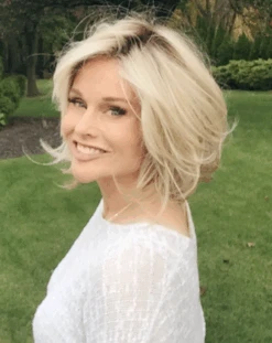 Upstage Wig By Raquel Welch -Wig Promotion Store IMG 7803