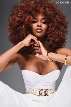 Makayla Wig By Kim Kimble | Heat-Friendly Synthetic -Wig Promotion Store KK Makayla Model1 Front2