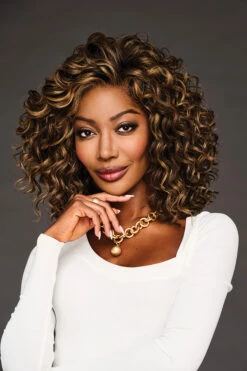 Click Click Flash Wig By Raquel Welch -Wig Promotion Store RW ClickClickFlash Model3 Front1