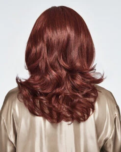 Curve Appeal Wig By Raquel Welch 29 Curve Appeal Wig By Raquel Welch -Wig Promotion Store RW CurveAppeal Model Side3