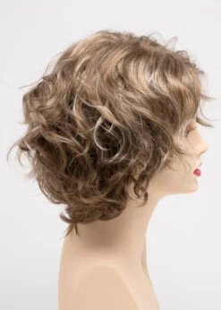 Suzi Wig By Envy 34 Suzi Wig By Envy -Wig Promotion Store Suzi Almond Breeze