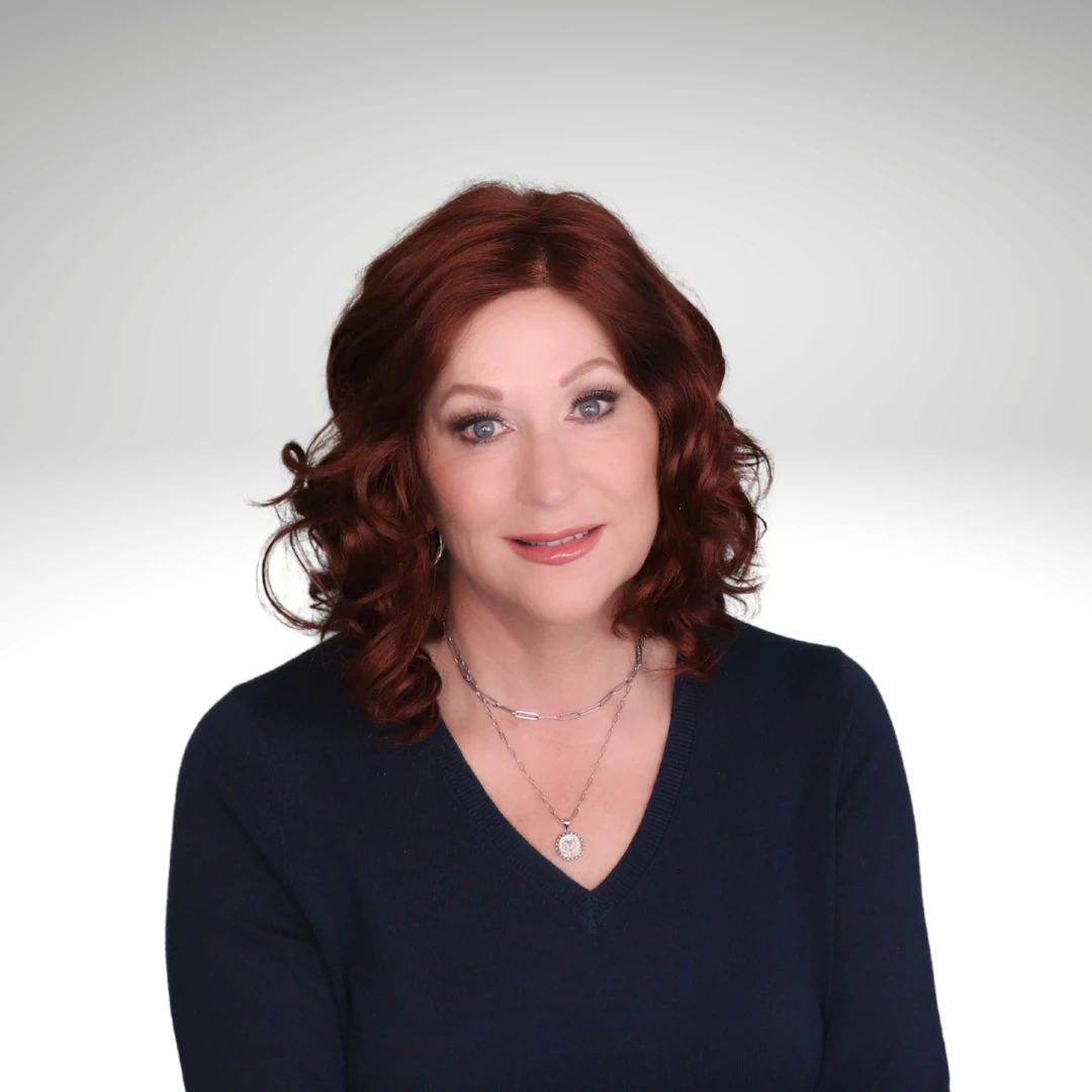 Miley Wig By WigPro | Synthetic Wig 3 Miley Wig By WigPro | Synthetic Wig