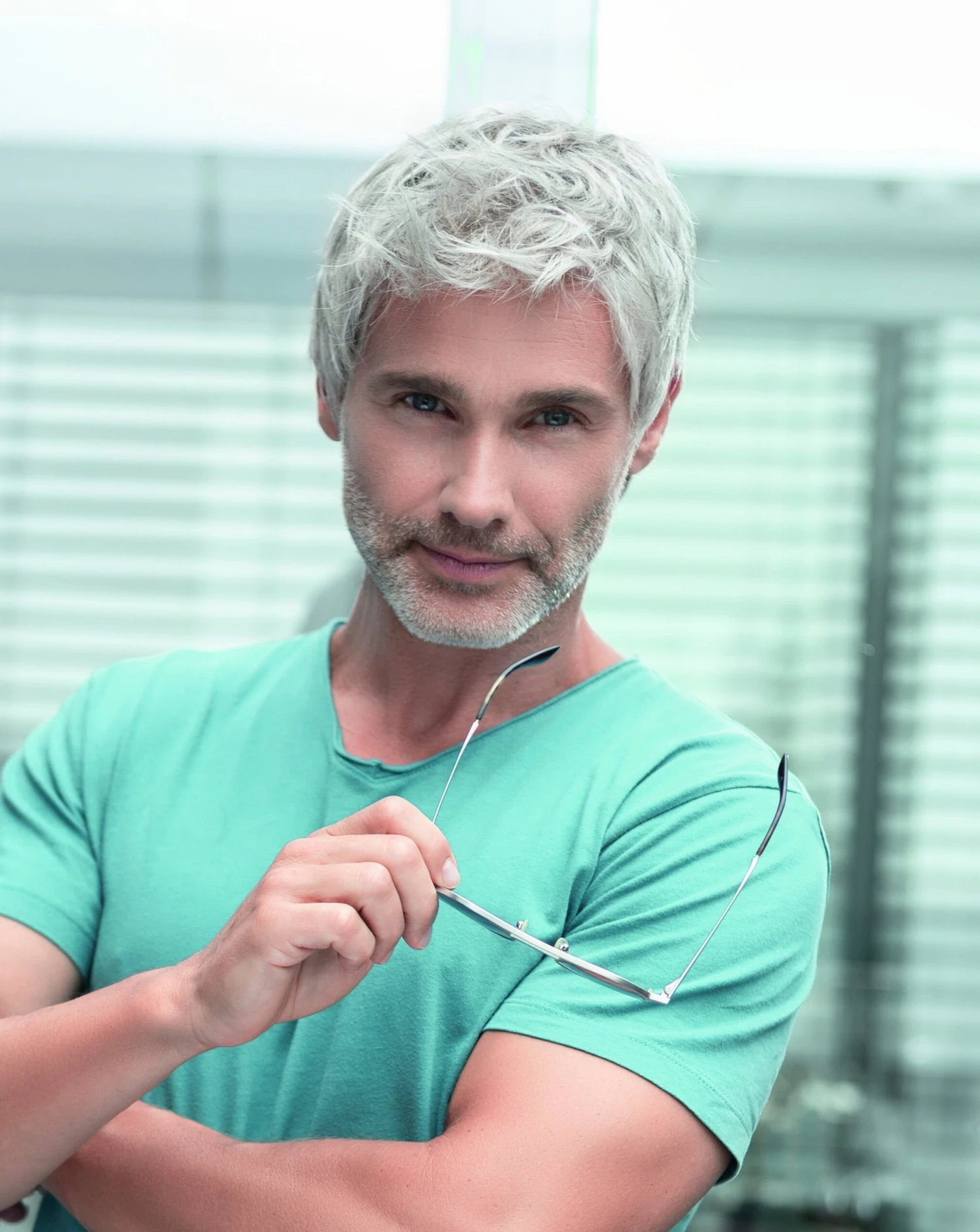 George 5 Stars Men's Wig By Ellen Wille | HAIRforMANce 3 George 5 Stars Men's Wig By Ellen Wille | HAIRforMANce